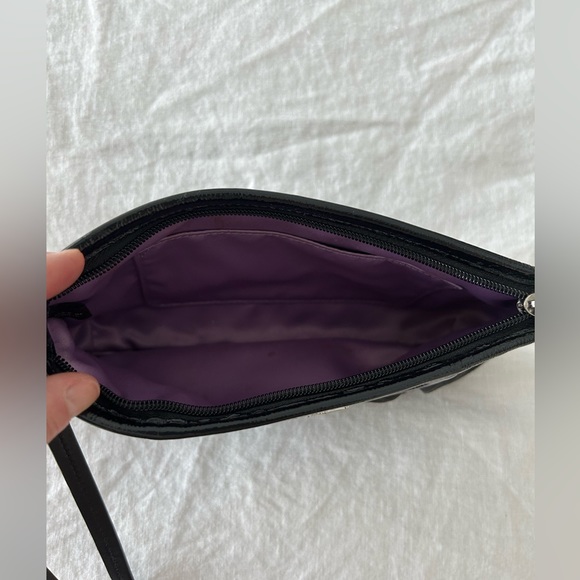 Coach Clutch - Picture 4 of 4